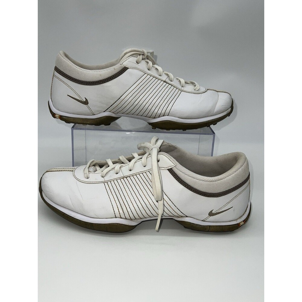 Nike Delight II Women’s Leather Golf Shoe Size 8 Plastic Cleat Spike 335938-121
